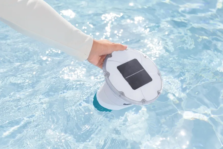 Bestway Solarglow LED kemikaliedispenser