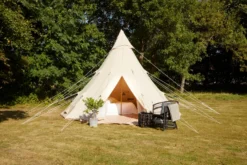 Blue Moose tipitelt glamping 500 x 500 cm
