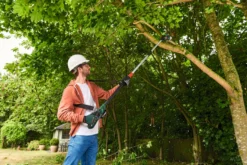 Bosch UniversalChainPole 18 kædesav m/teleskop