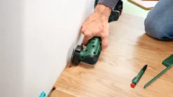 Bosch UniversalMulti 18V-32 akku multiværktøj