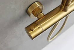 Brusesæt m/termostat Ø250 mm messingfinish