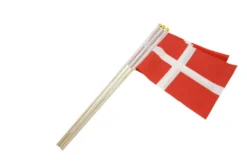 Dannebrog på træpind 3 stk.