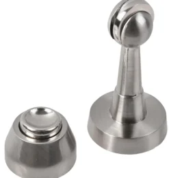 Dørholder med magnet
