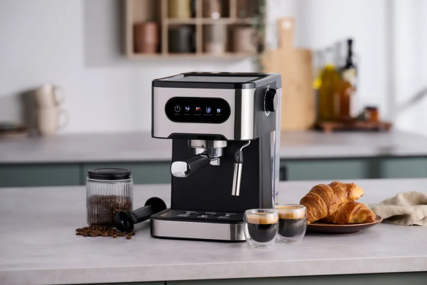Espressomaskine 1,5 liter 1350 W - DAY