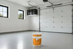 Gulvmaling 2K epoxy lysgrå 4 kg - LUXI®