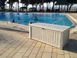 Keter Rockwood hyndeboks 570 liter hvid