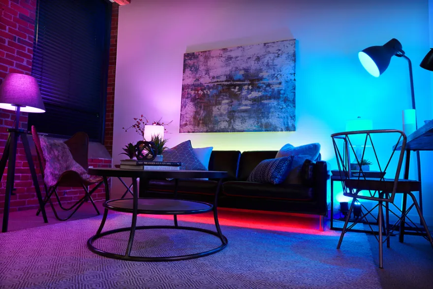 LEDVANCE SMART+ standard pære RGBW E27 9 W