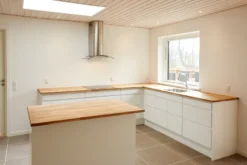 Massiv bordplade i eg - 26 mm x 61 x 242 cm