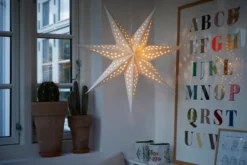 Papirstjerne med LED-lys Ø60 cm