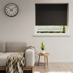 Rullegardin lysdæmpende sort 140 x 210 cm